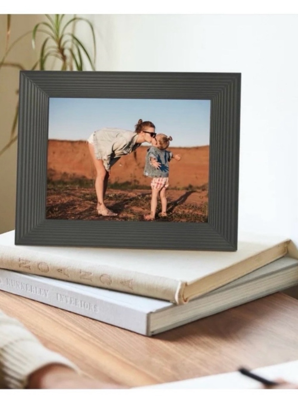 Aura Mason HD Smart Digital Frame 9” Graphite